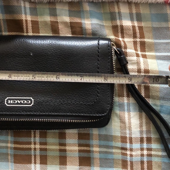 Coach Leather Clutch Wristlet // Bad Zipper - Picture 6 of 10